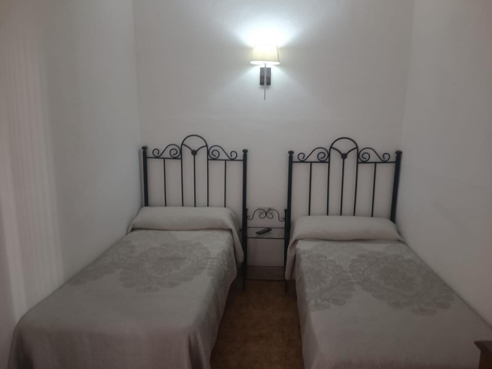 Rooms Los Montes Granada Buitenkant foto