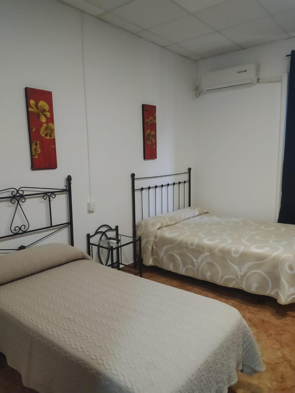 Rooms Los Montes Granada Buitenkant foto